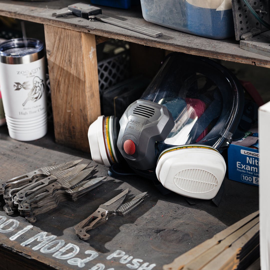 IRM - 100 Industrial Full - Face Respirator with P - 3 - 0 ABEK1P3 Combination Cartridge Set - Parcil SafetyParcil Safety