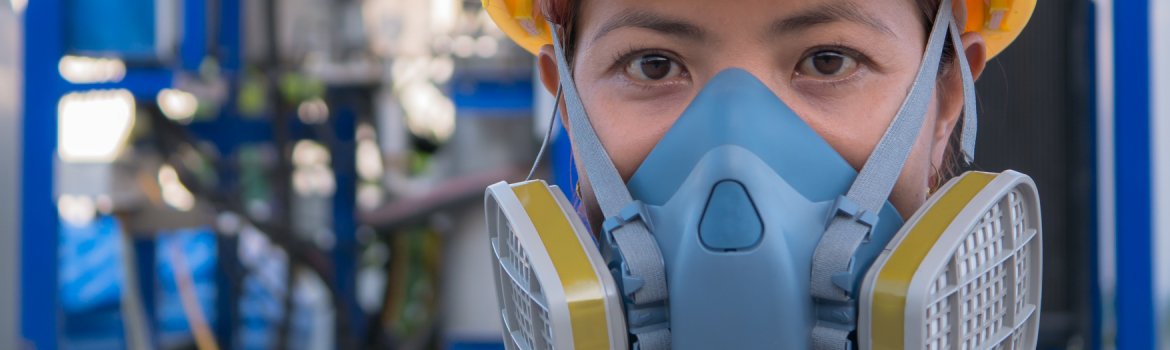 Respirator Fit Test vs. Seal Check: Is There a Difference? - Parcil Safety